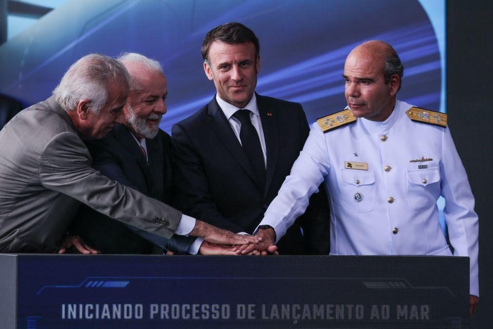Lula da Silva e Macron lançam ao mar submarino desenvolvido em cooperação