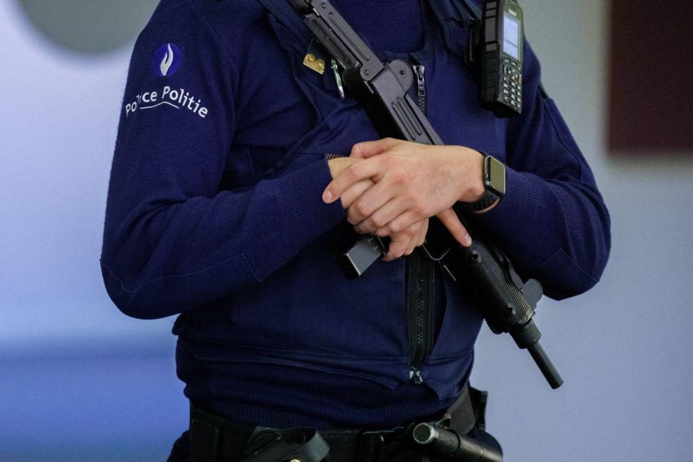 Nível de ameaça leva Bélgica a reforçar polícia nas ruas durante a Páscoa e fim do Ramadão
