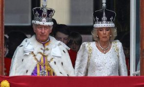 Carlos III - Vai ter uma Páscoa diferente e… longe da família!