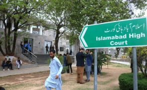 Tribunal suspende pena de prisão de antigo primeiro-ministro do Paquistão