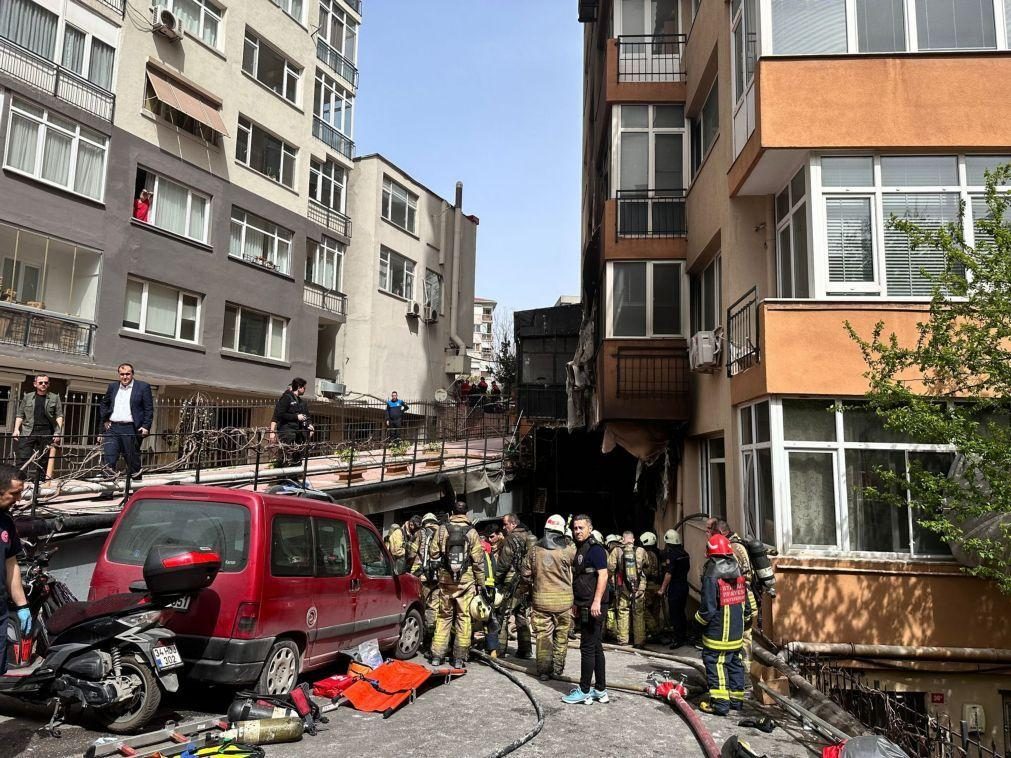 Número de mortos em incêndio na Turquia sobe de 11 para 29