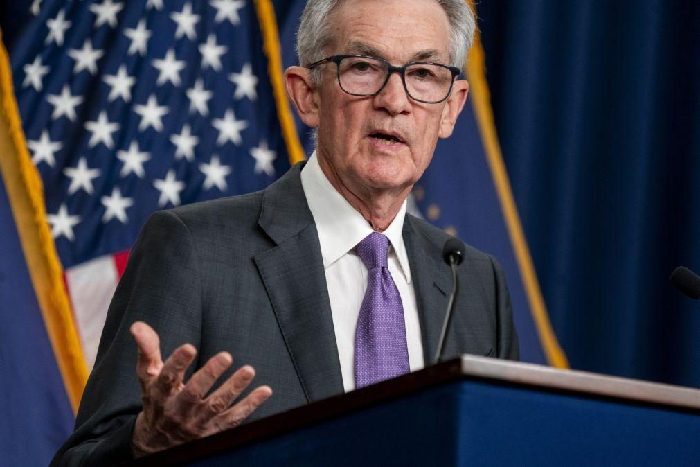 Powell confirma corte dos juros nos próximos meses e nega influência política