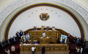 Líder da oposição na Venezuela teme prisão devido a nova lei 