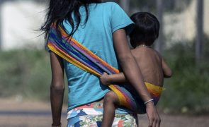 Detetados altos níveis de contaminação por mercúrio em indígenas brasileiros Yanomami