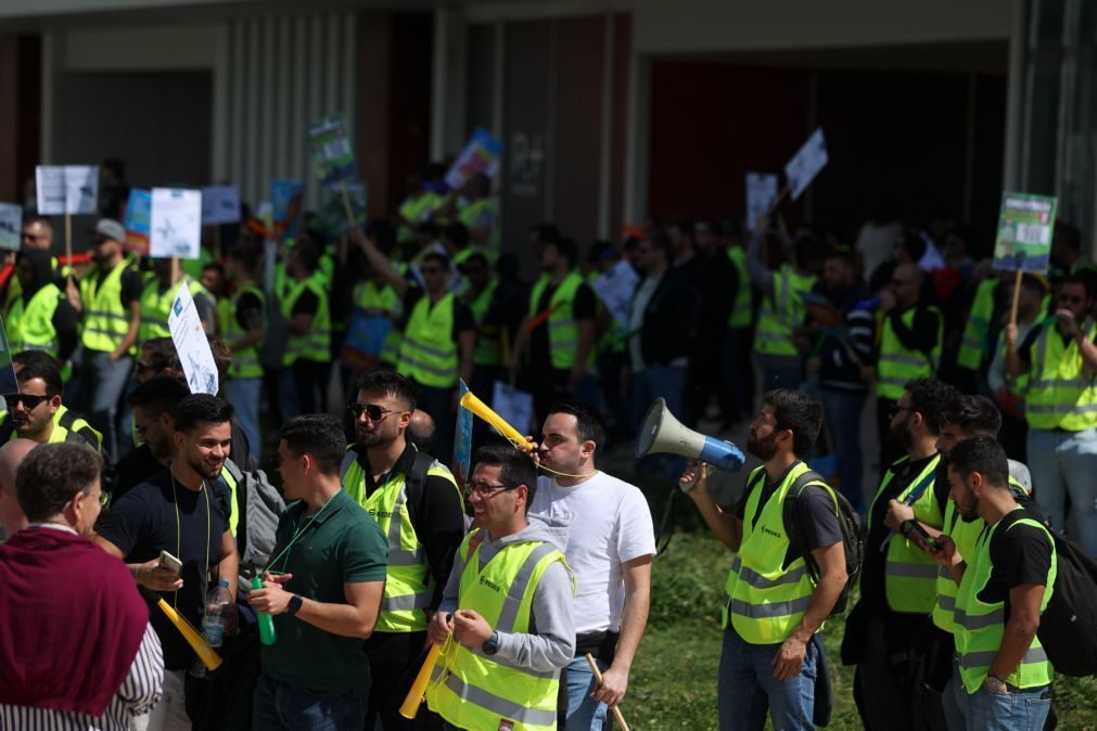 Trabalhadores da EDP marcharam em protesto por melhores salários