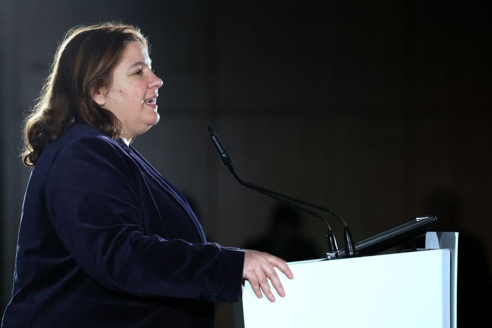 Alexandra Leitão eleita líder parlamentar do PS com 90% dos votos