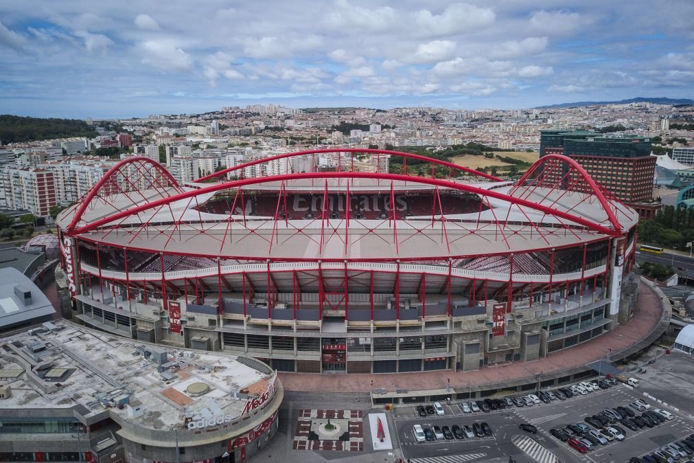 LE: Benfica autoriza adeptos do Marselha a entrar no Estádio da Luz