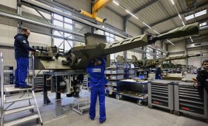 Ministros das Finanças da UE apoiam financiamento de 6 mil ME do BEI a indústria da defesa