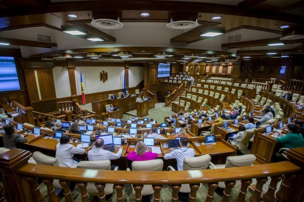 Parlamento da Moldova suspende tratado de Forças Convencionais na Europa