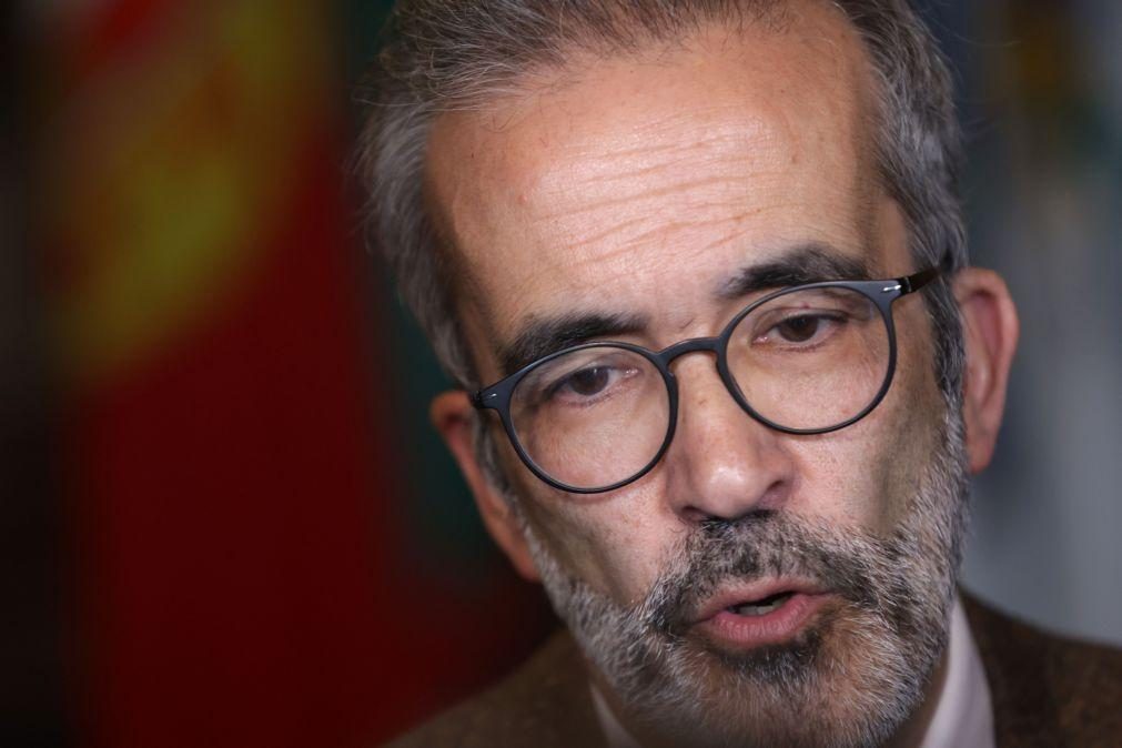 Embaixador português em Teerão reúne-se com MNE do Irão para explicação sobre incidente com navio