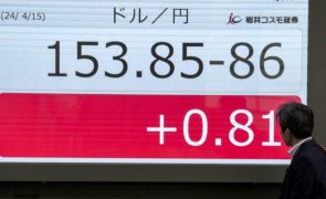 Japão atento a iene que registou mínimos de 34 anos face ao dólar - ministro
