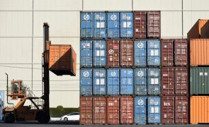 Excedente do comércio externo de bens da zona euro sobe para 23.600 ME em fevereiro