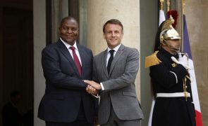 França e Repúblia Centro Africana adotam roteiro para relançar cooperação