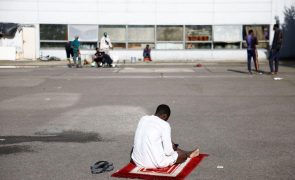 Despejo de edíficio para Jogos Olímpicos de Paris desaloja pelo menos 400 migrantes