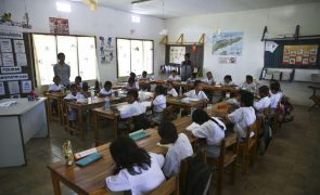 Baixa taxa de aprovação nos exames de candidatos a professores em Timor-Leste