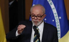 Lula da Silva oficializa demarcação de dois terriórios indígenas no Brasil