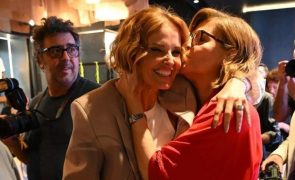 Cristina Ferreira Reencontra-se com Júlia Pinheiro e abraça-a: 