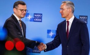 NATO saúda aprovação de ajuda norte-americana à Ucrânia