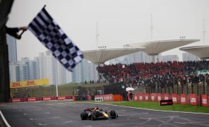 Max Verstappen ganhou GP da China de Fórmula 1 pela primeira vez