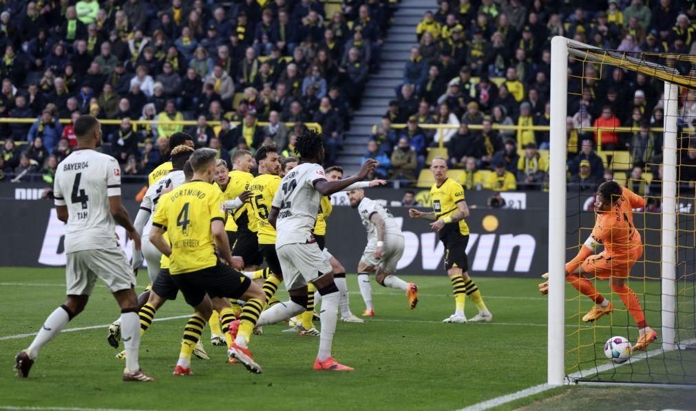 Bayer Leverkusen empata em Dortmund e continua sem sofrer qualquer derrota