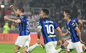 Inter Milão vence rival AC Milan e conquista 20.º título de campeão italiano