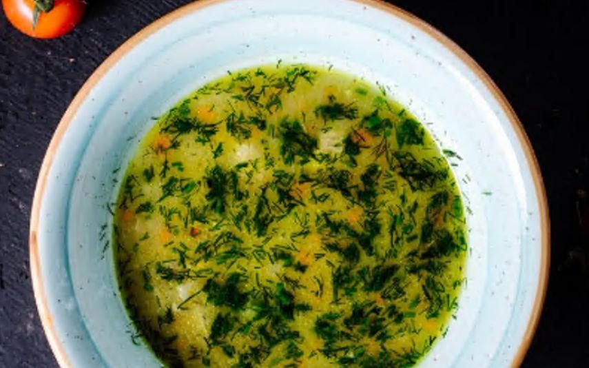 Receita - Deliciosa e reconfortante: Sopa de espinafres fácil de fazer
