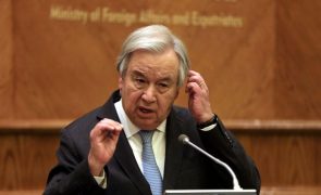 Guterres destaca papel do povo na consolidação da democracia pós-25 de Abril