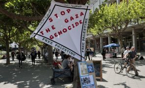 Detidos 200 manifestantes pró-palestinianos em universidades dos EUA