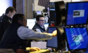 Wall Street fecha em alta ligeira a prolongar bom momento de Nasdaq e S&P500