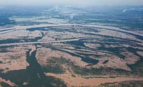 Barragem rompe parcialmente no sul do Brasil elevando riscos causados por tempestade