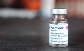 Astrazeneca retira do mercado vacina Vaxzevria por razões comerciais