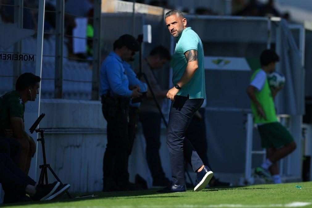 Técnico do Moreirense quer