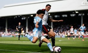 Manchester City goleia Fulham de Marco Silva e assume liderança em Inglaterra