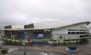 Operação 'Bilhete Dourado' apreende 3 mil ingressos do FC Porto e 44.400 euros