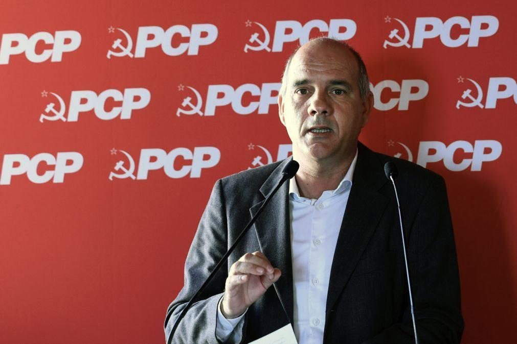PCP acusa PSD, PS, Chega e IL de estarem juntos em