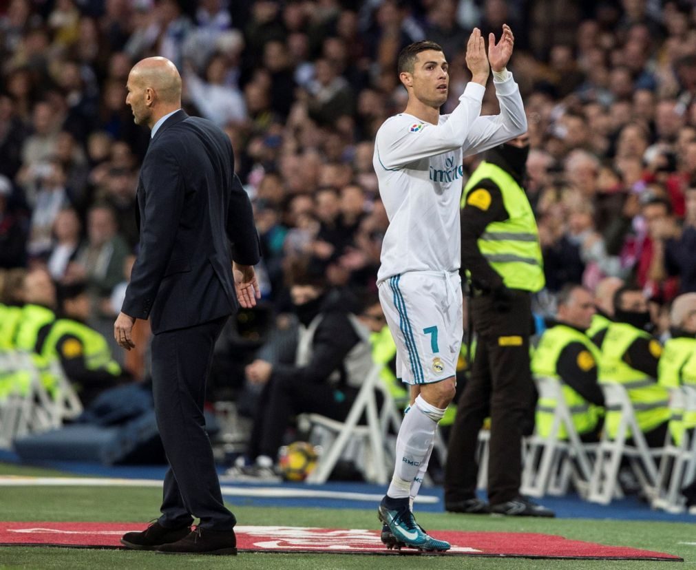 Mundial clubes: Ronaldo e Bale 'salvam' Real Madrid frente ao Al Jazira