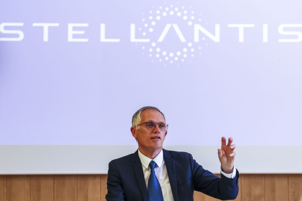 Presidente da Stellantis alerta para risco de
