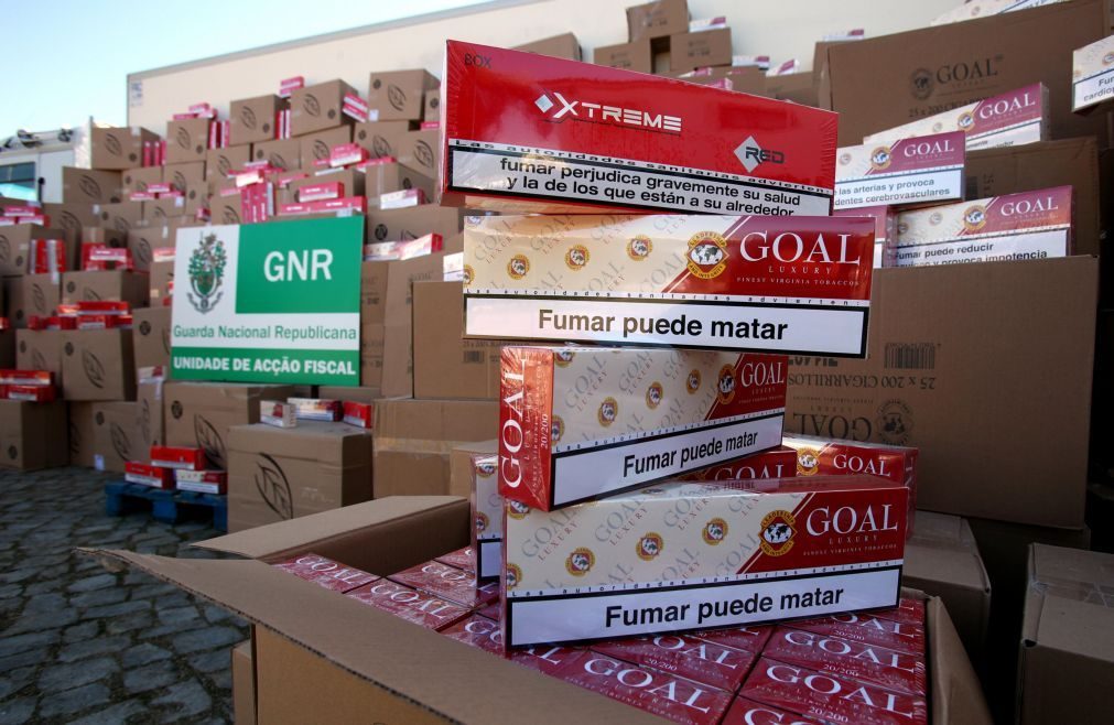 Unidade Fiscal da GNR apreendeu mais de 113 mil cigarros em Queluz