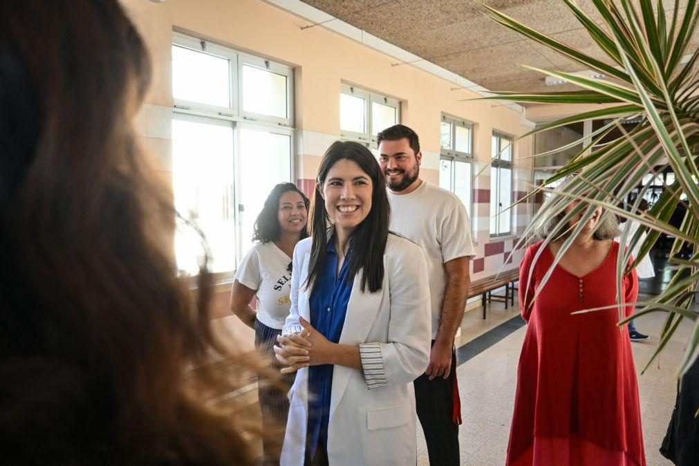 Mariana Mortágua acusa PSD e o PS de