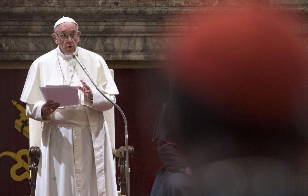 Papa apela para fim do trabalho precário no Vaticano