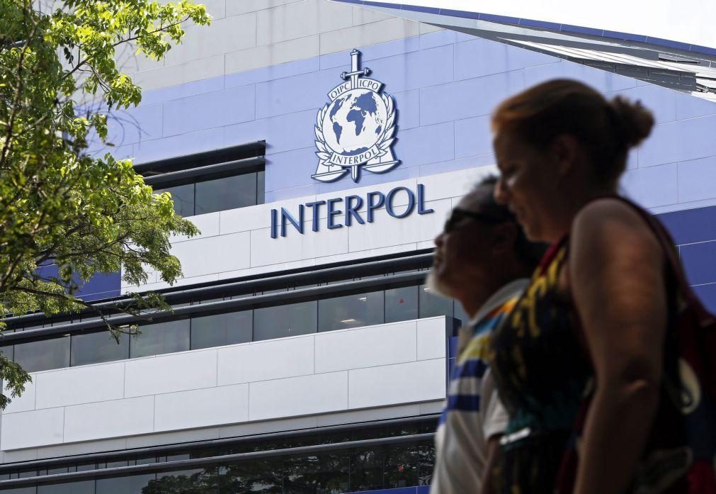 Interpol detém 2.500 pessoas e resgata 3.000 na maior operação contra tráfico de seres humanos