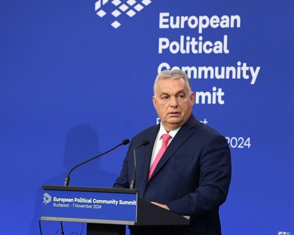 Orbán pede cessar-fogo e diz que paz em território ucraniano é