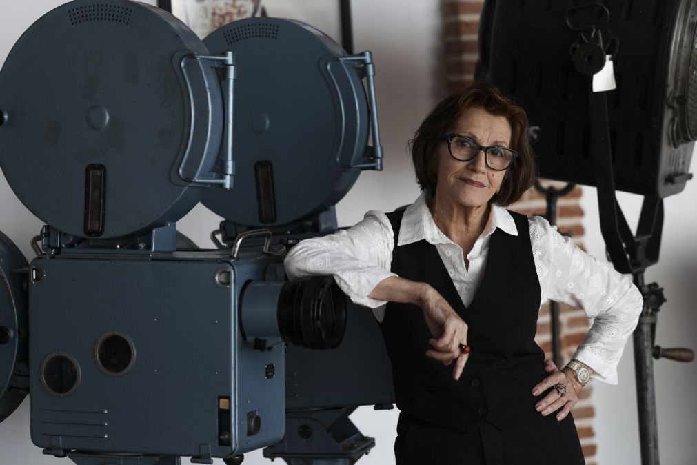 Atriz Isabel Ruth edita hoje aos 84 anos o primeiro álbum