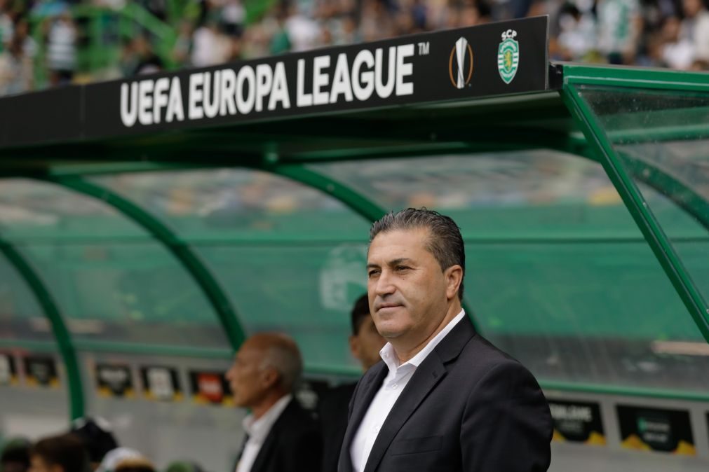 José Peseiro alerta para jogadores a serem