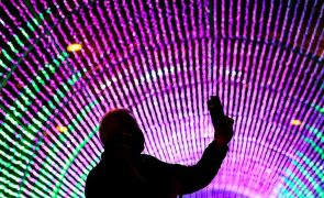 Câmaras aumentam gastos com iluminações de Natal em quase todo o país