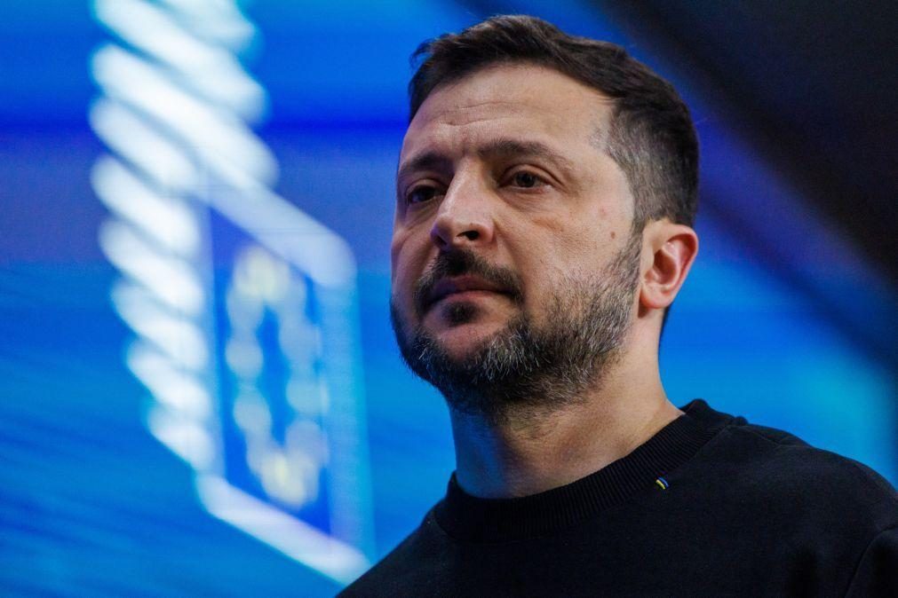 Zelensky acusa PM eslovaco de querer