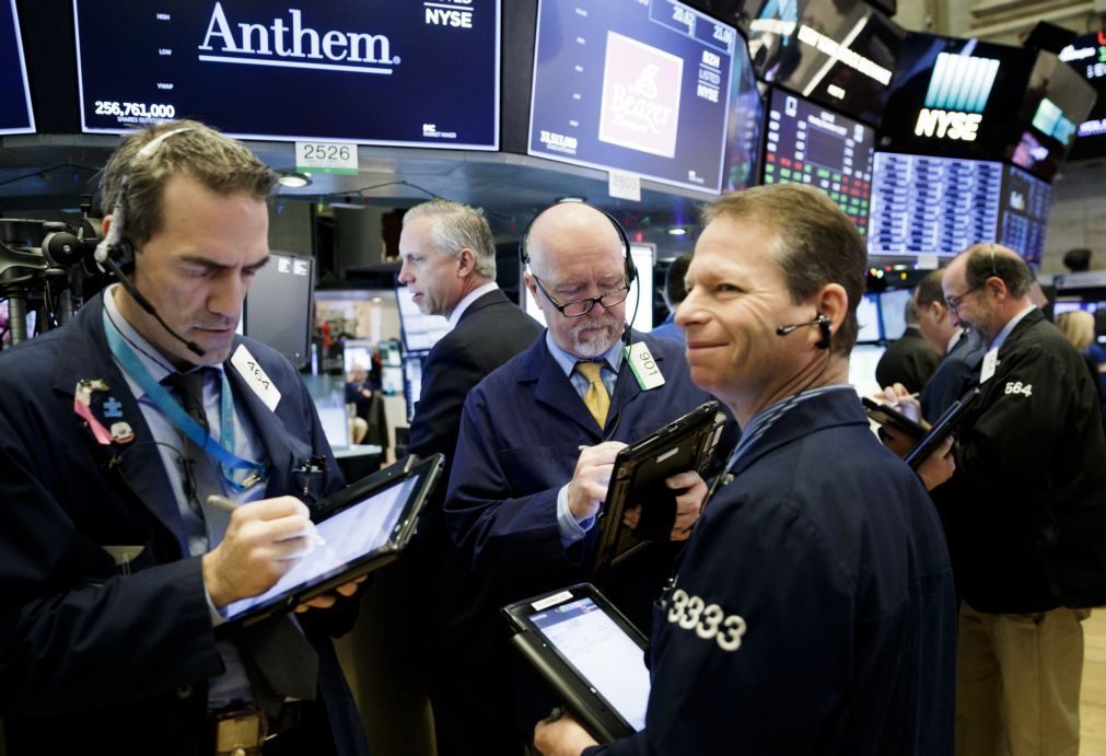 Wall Street | Bolsa negoceia em alta na primeira sessão do ano