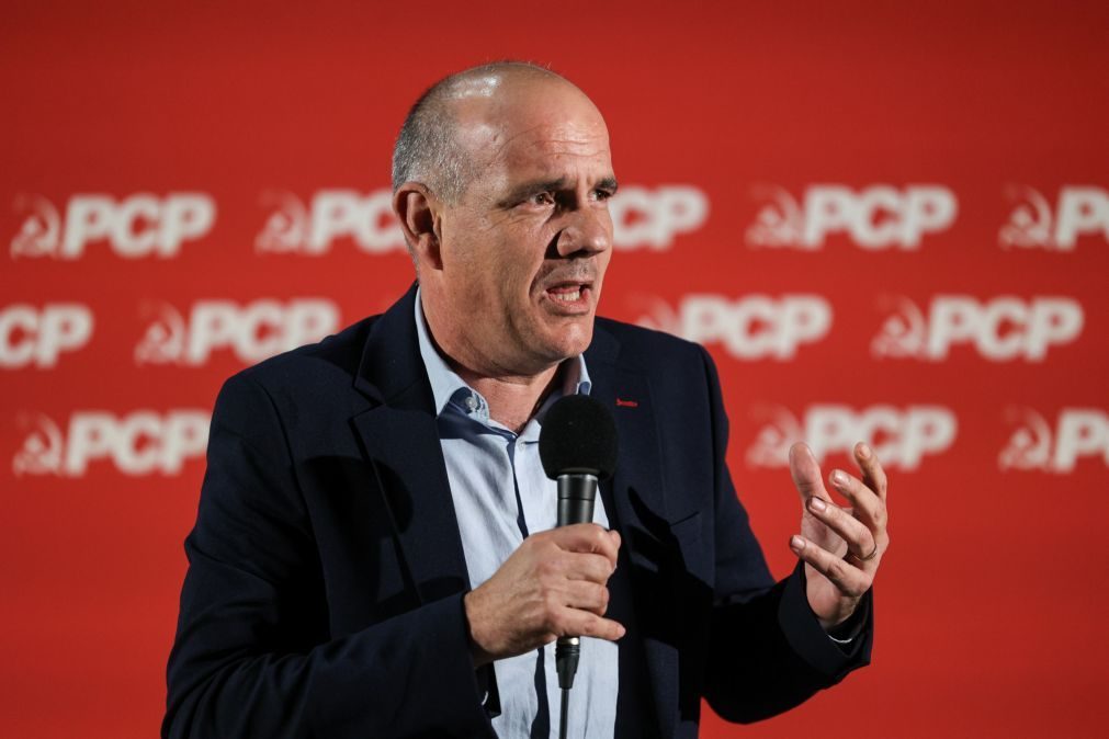 Líder do PCP diz que coligação em Lisboa só se PS fizer