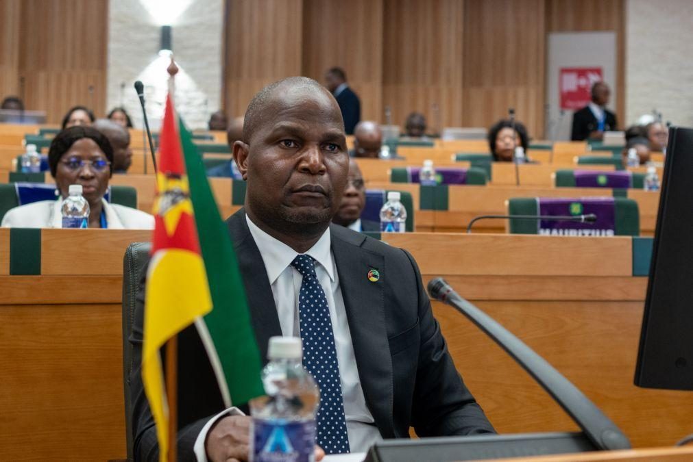 Presidente moçambicano terça-feira na África do Sul para visita de trabalho