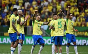 Brasil bate Colômbia com golo feliz de Vinícius aos 90+9 minutos